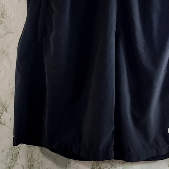 NIKE Black Polyester Shorts - Picture 6 of 11